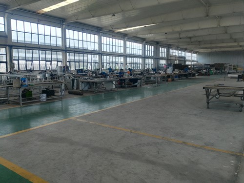河南鑫馬不銹鋼制品有限公司專業進行鄭州不銹鋼屏風制作